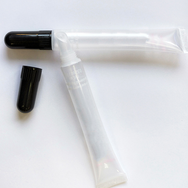 16 Tube size transparent lipstick tube offset with transparent lipstick inner stopper + black long tube cap-1