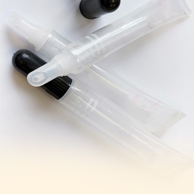 16 Tube size transparent lipstick tube offset with transparent lipstick inner stopper + black long tube cap-1