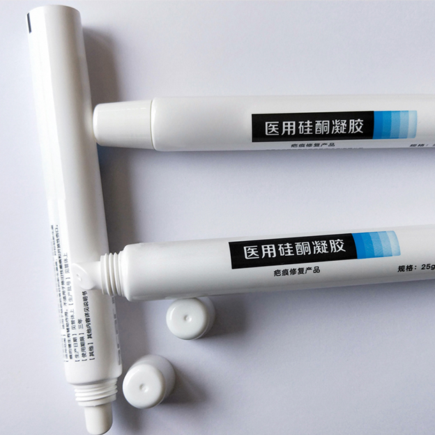 19 lipstick tube offset with white lipstick cap-1