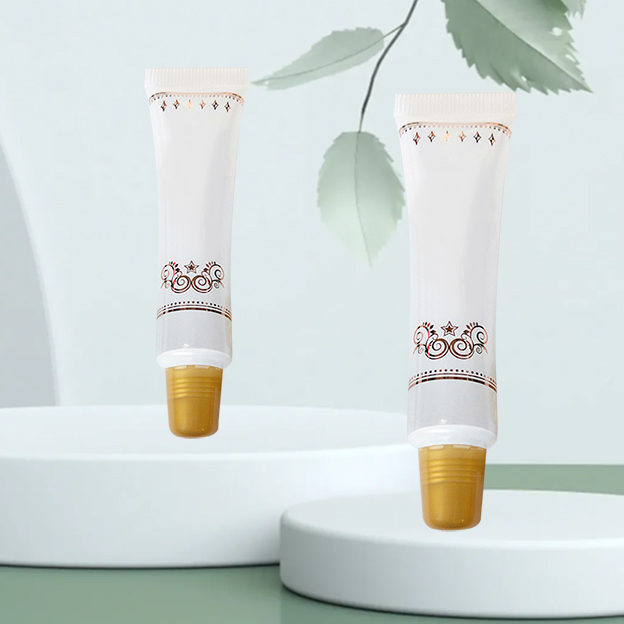 19 Transparent tube screen printing + hot stamping with lipstick inner plug + colored lipstick cap-1