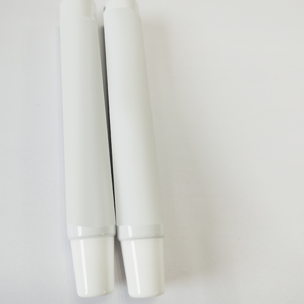 4 Aluminum-plastic material 19-diameter lipstick nozzle tubes 20g offset printing process