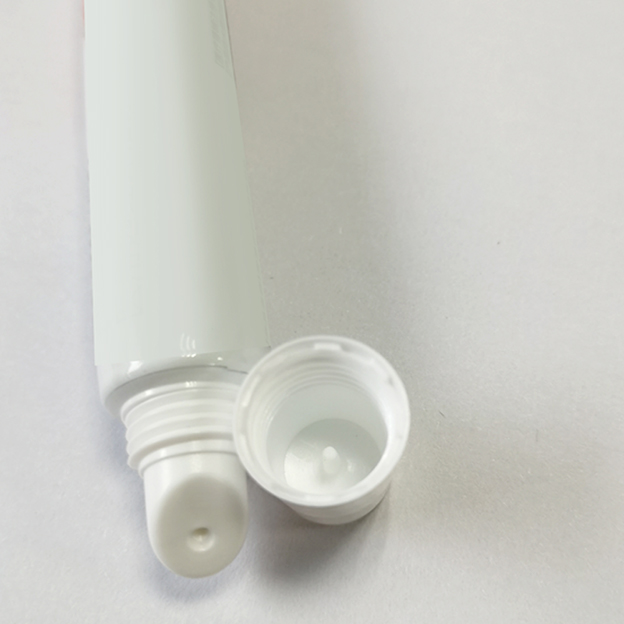 4 Aluminum-plastic material 19-diameter lipstick nozzle tubes 20g offset printing process