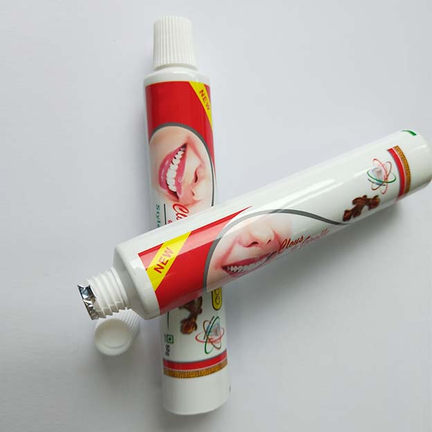 D25 250um white sheet varnish with vertical stripe small screw cap-1