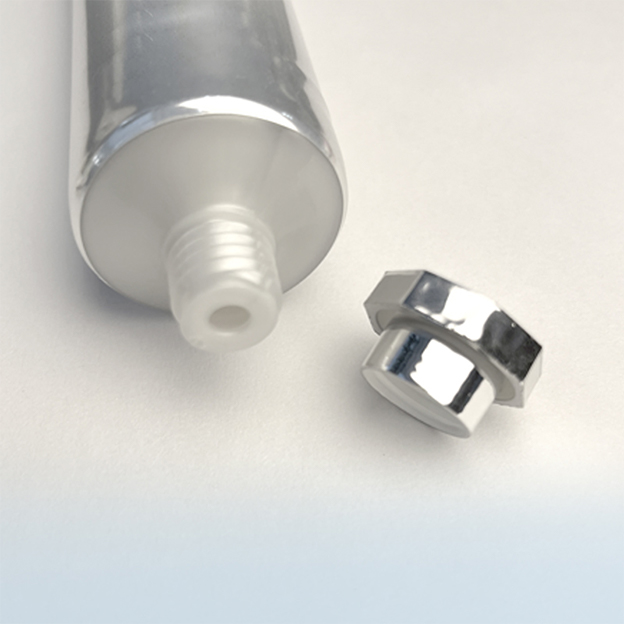 35 Pipe diameter aluminum-plastic composite tubes high-gloss sheet offset printing silver screen printing process with silver octagonal cap 50ml hand cream tube