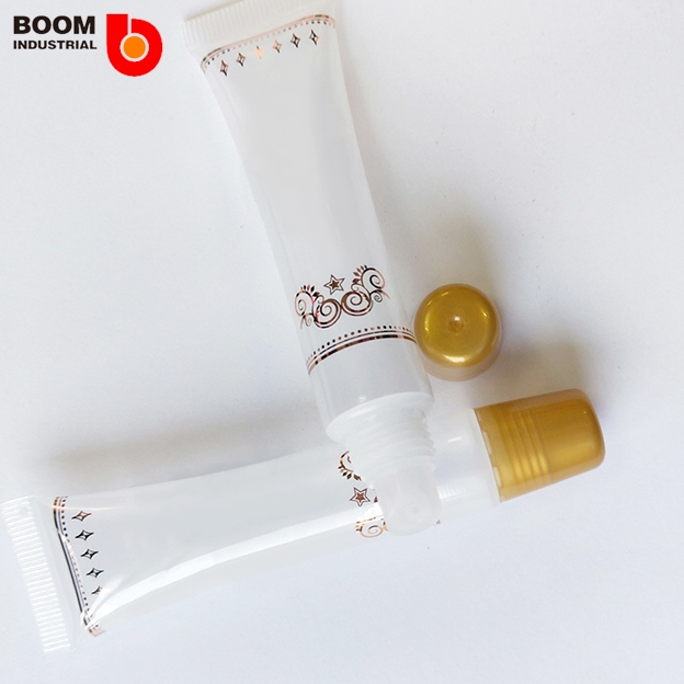 How to Choose the Best Lip Mud Tubes for Your Cosmetic Brand