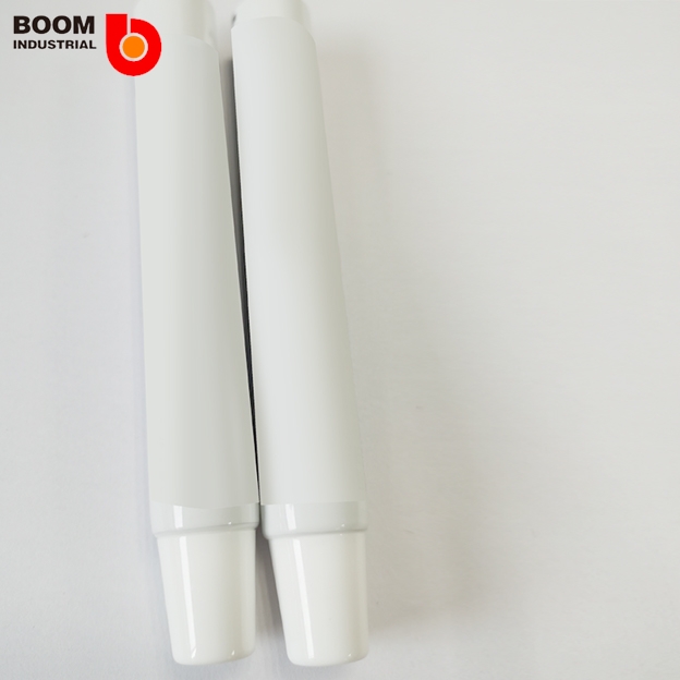 Top 10 Wholesale Lip Gloss Tube Suppliers to Watch in 2026