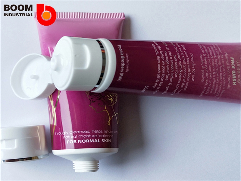 Best Practices for Picking Cosmetic Sample Tubes That Stand Out