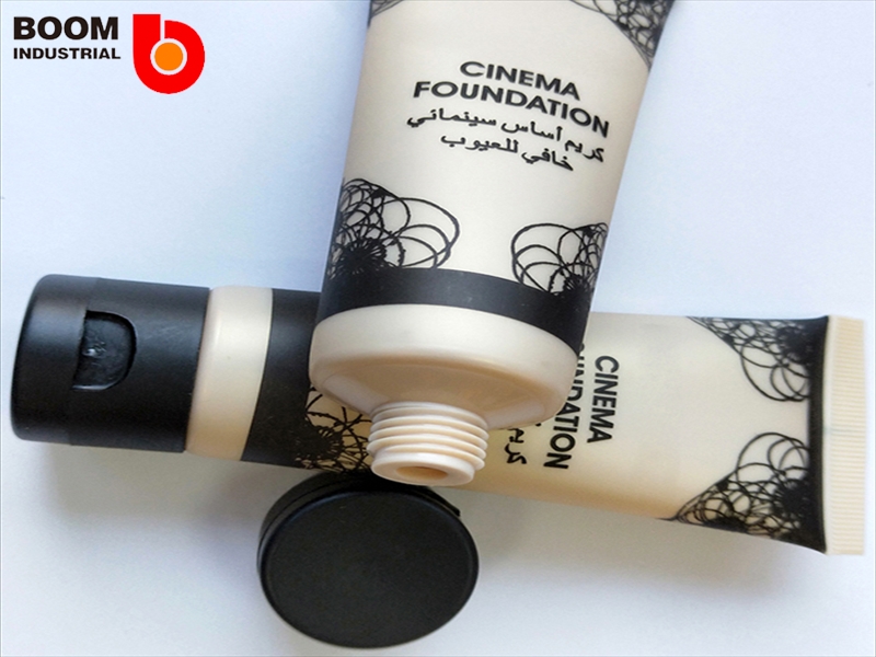 Comparing Tube Cosmetic Materials and Finishes for 2026
