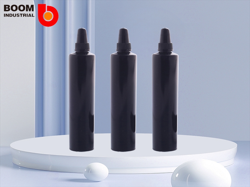 Applying Eye Ointment Tubes the Right Way in 2026